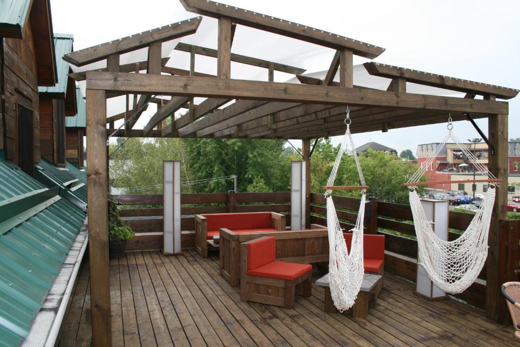 Manoir Ramezay Hotel Marieville ภายนอก รูปภาพ